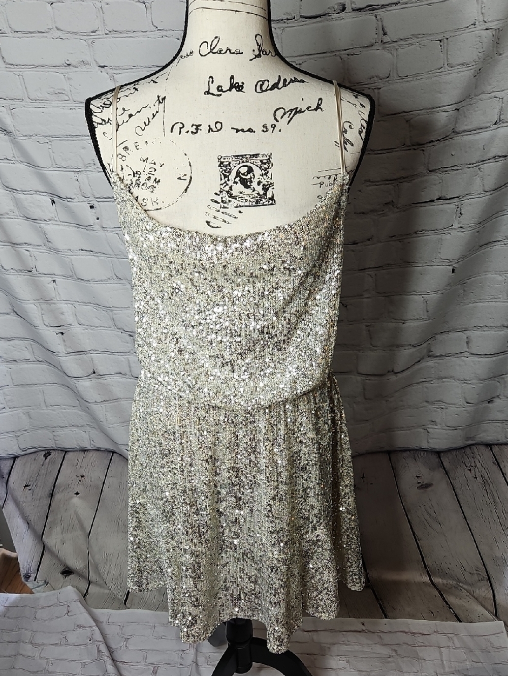 SO Champagne Sequins Cowl Neck Mini Dress Size Junior Large